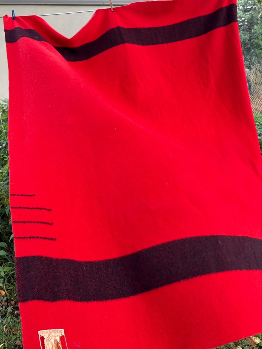 Vintage 3.5 Point Hudson’s Bay Company England wool blanket red black stripe